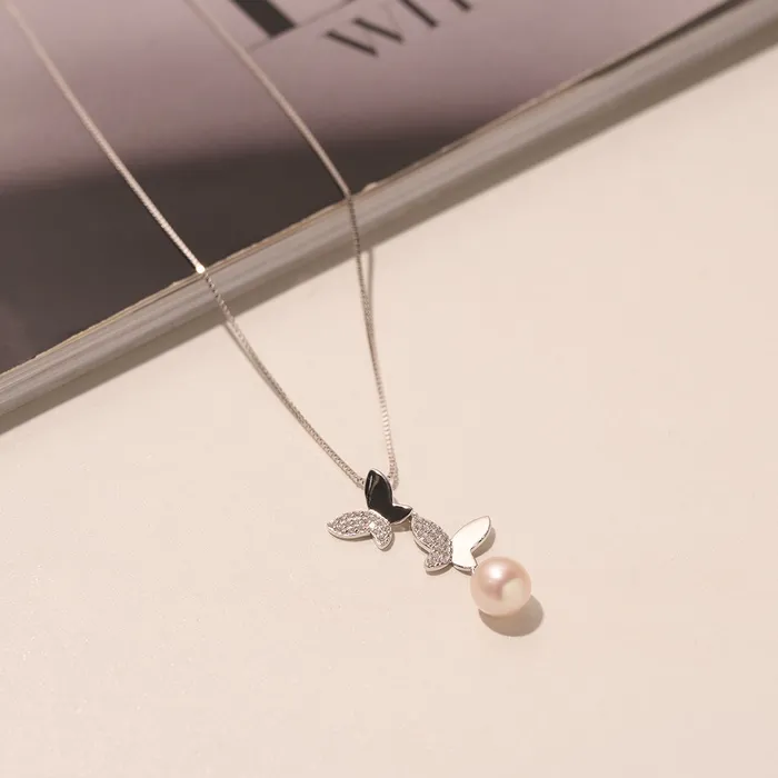Elegant Freshwater Pearl Necklace WN00083 GARDENS Pearly Lustre Necklaces