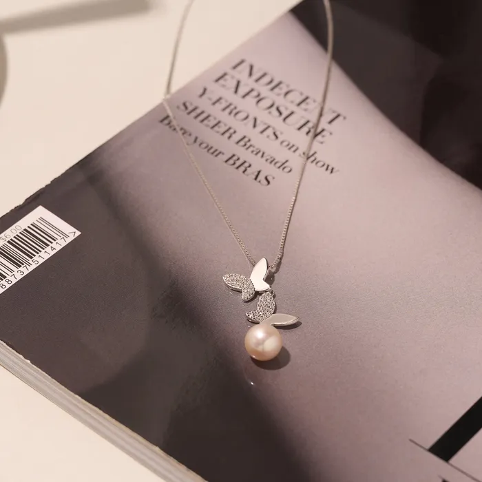 Elegant Freshwater Pearl Necklace WN00083 GARDENS Pearly Lustre Necklaces