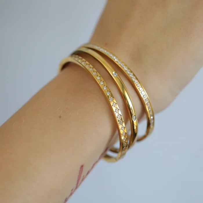 Jewelvers Bracelets 18K GoldFilled Zircon Clipon Bangle Jewelvers Bracelets 18K GoldFilled Zircon Clipon Bangle