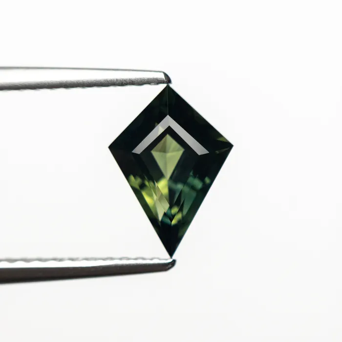 Misfit Gems Rings 129ct 945x682x399mm Kite Step Cut Sapphire 2536106