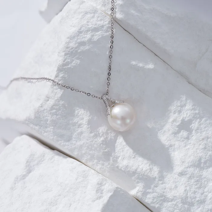 Necklaces 18K Solid Gold Edison Pearl Necklace KN00163 Pearly Lustre