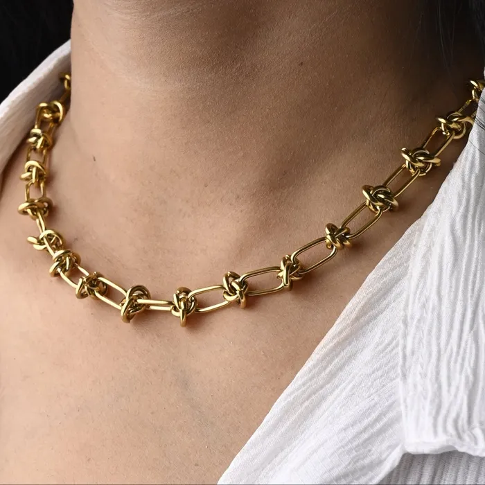 Necklaces Jewelvers 18K GoldFilled Chunky Knot Necklace