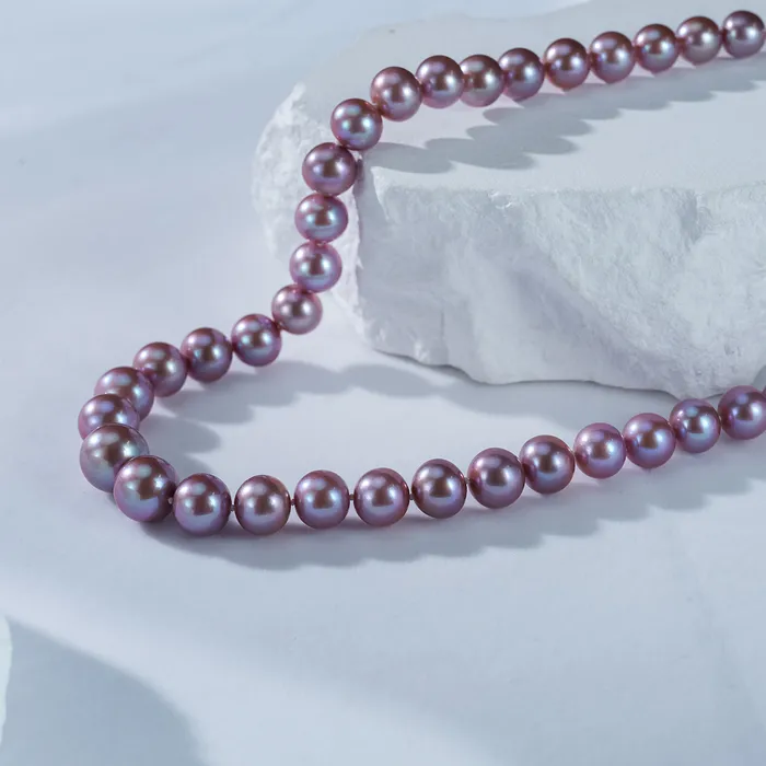 Necklaces Pearly Lustre 18k Gold Top Lustre Edison Purple Pearl Necklace KN00160