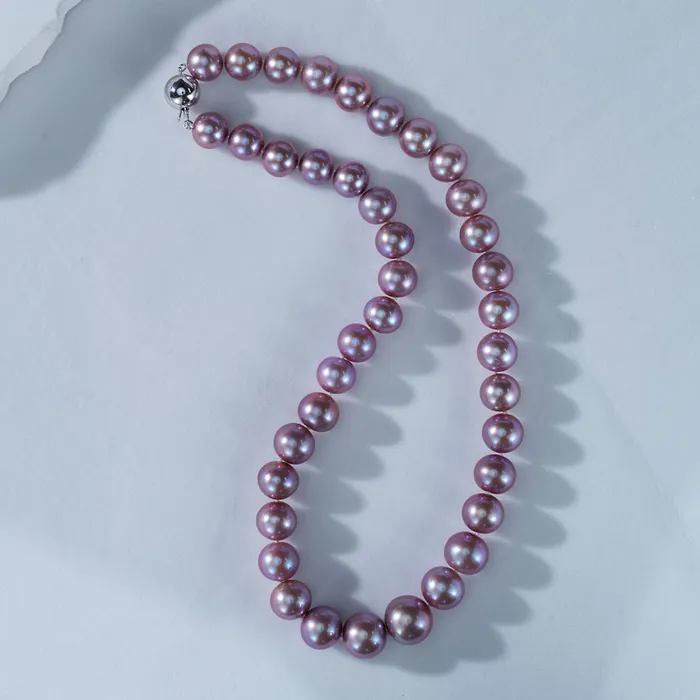 Necklaces Pearly Lustre 18k Gold Top Lustre Edison Purple Pearl Necklace KN00160