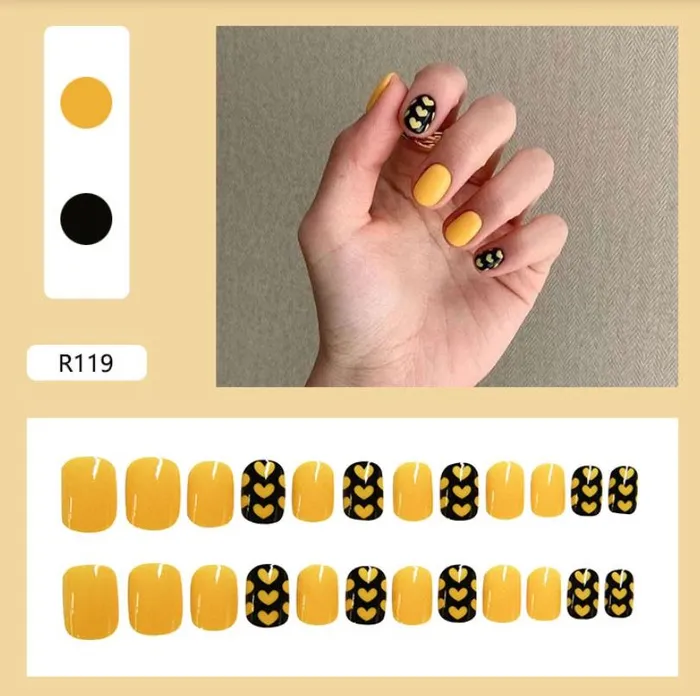 NS199 Short Press On Nails 24 Pieces R119 Polly Earrings