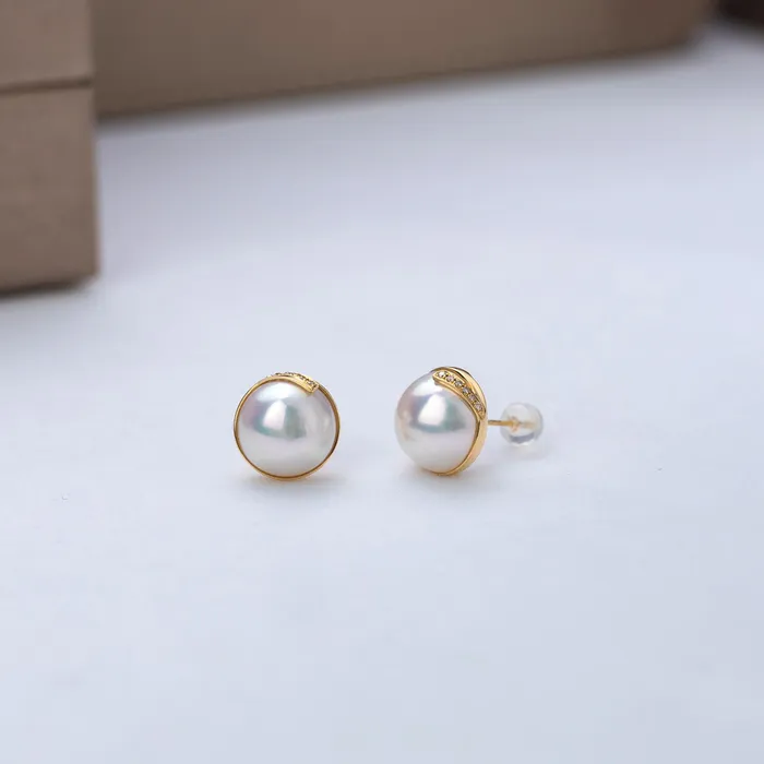 Pearly Lustre Earrings 18K Diamond Edison Mabe Pearl Earrings KE00123