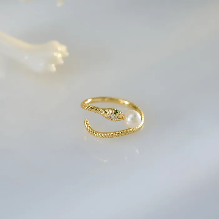 Pearly Lustre Freshwater Pearl Ring WR00248 SAFARI Rings
