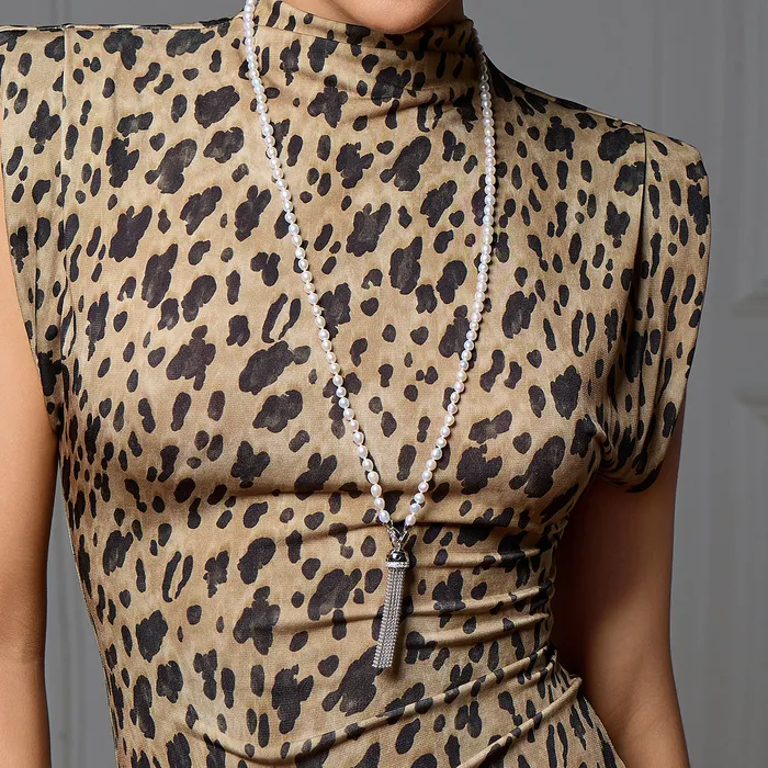 Pearly Lustre Necklaces Cheetah Print Freshwater Pearl Multi Style Necklace Belt WN00633 SAFARI