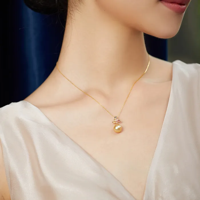 Pearly Lustre Necklaces Elegant Pearl Necklace WN00252