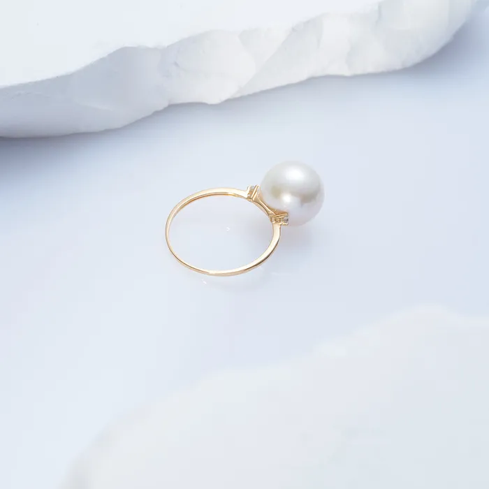 Pearly Lustre Rings 18K Gold Edison Pearl Ring KR00096