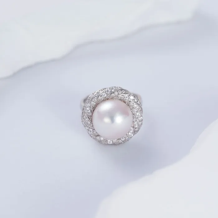 Pearly Lustre Rings Top Lustre Edison Pearl Ring WR00172