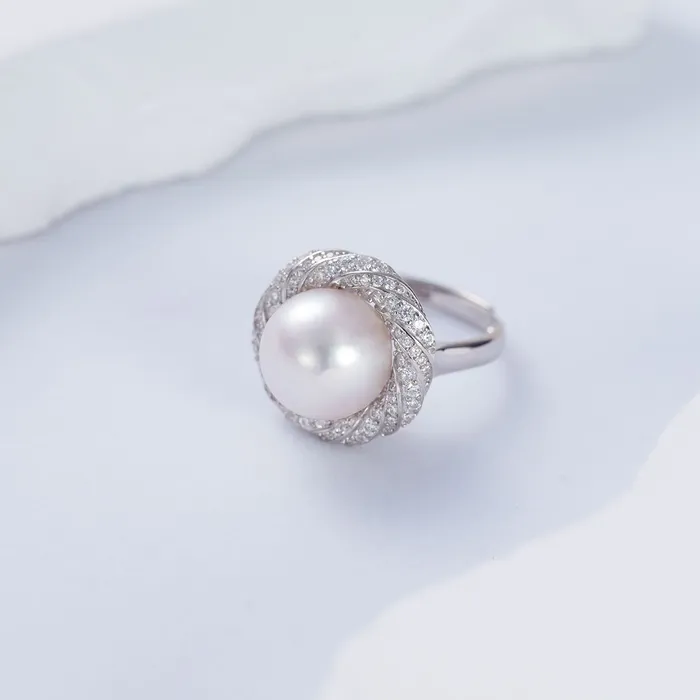 Pearly Lustre Rings Top Lustre Edison Pearl Ring WR00172