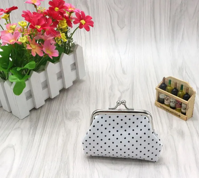 POLLY Rings G149 White Black Polka Dot Clasp Coin Purse