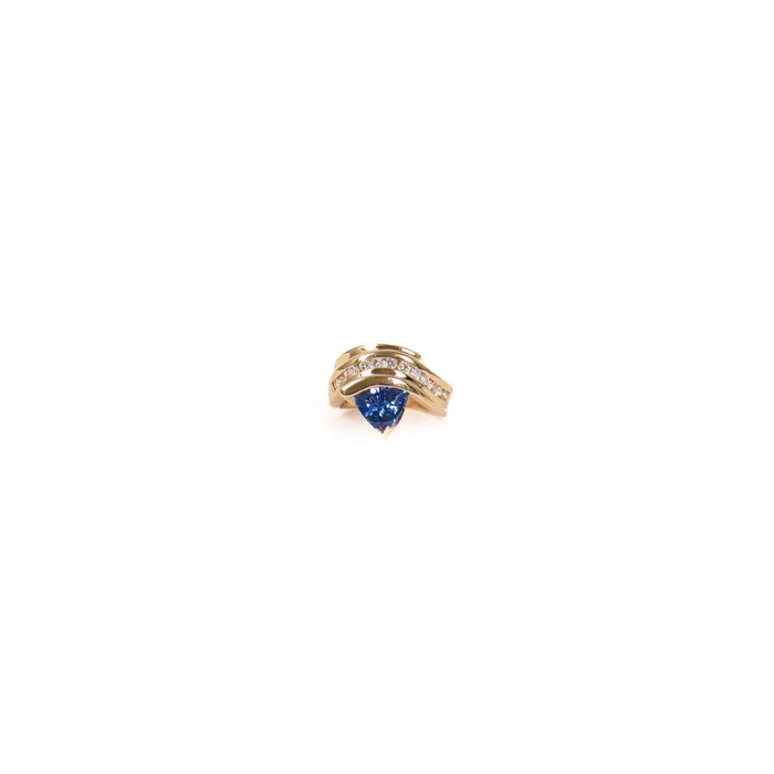 PreOwned Tanzanite and Diamond Ring STORE 5a Rings