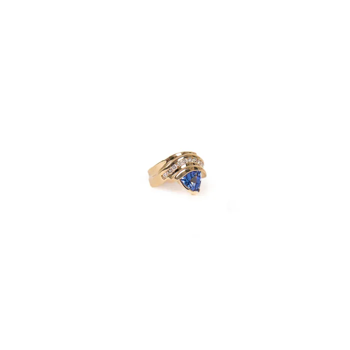 PreOwned Tanzanite and Diamond Ring STORE 5a Rings