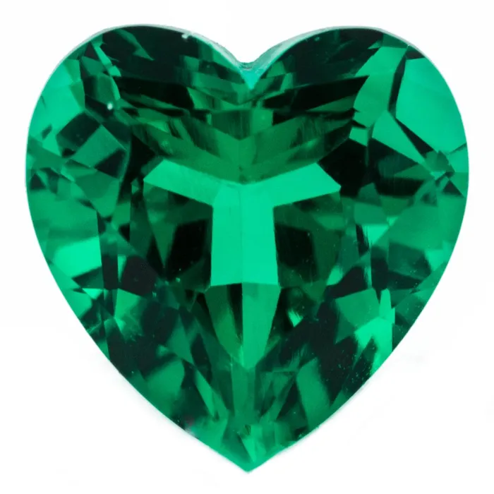 Rings Fire Brilliance FAB LabGrown Heart Emerald Stone Size