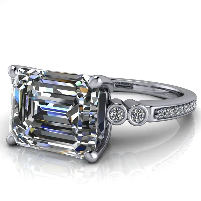 Rings Pascala Emerald Center Stone Diamond Side 4 Prong Engagement Ring Fire Brilliance 