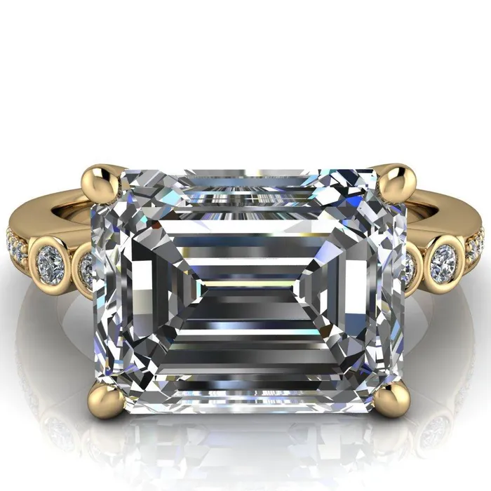 Rings Pascala Emerald Center Stone Diamond Side 4 Prong Engagement Ring Fire Brilliance 
