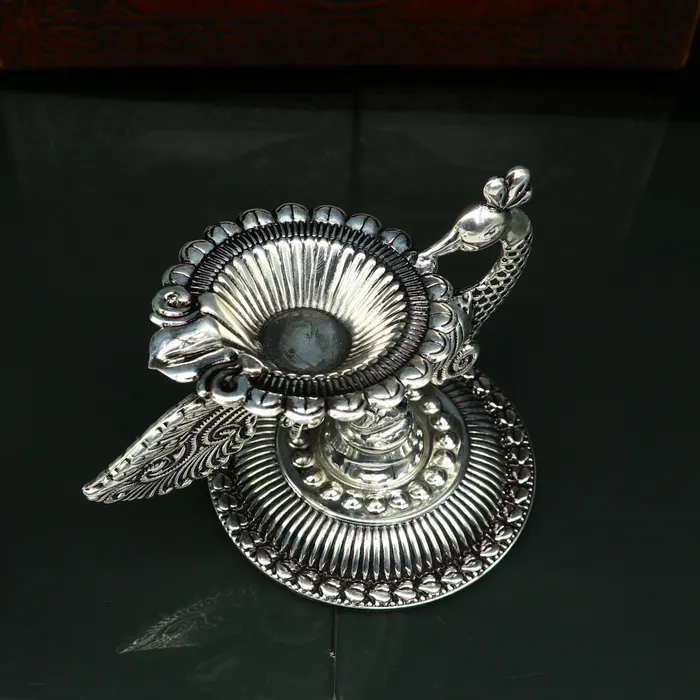 Rings TRIBAL ORNAMENTS 925 Sterling silver customized kandraichitai work vintage peacock design oil lamp silver deepak silver diya silver articles su86