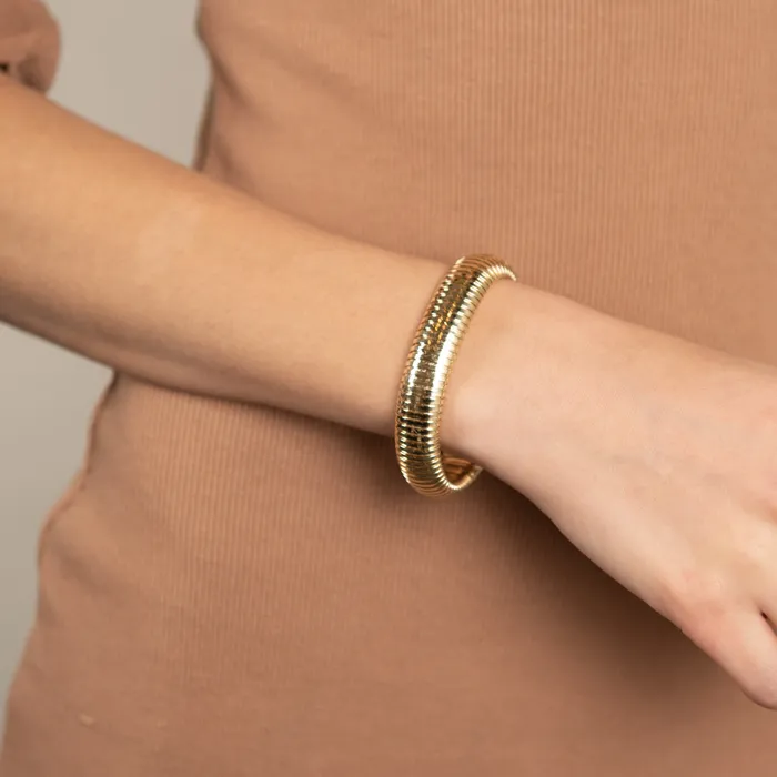 STORE 5a PreOwned Flexible Omega Style Bracelet Bracelets