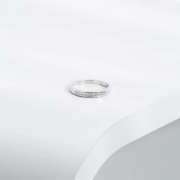 STORE 5a Rings PreOwned Princess Cut Diamond Band