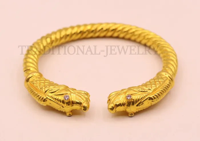 TRIBAL ORNAMENTS Bracelets 22kt yellow gold handmade crocodile face bangle bracelet kada for mens jewelry gorgeous indian antique design tribal jewelry TRIBAL ORNAMENTS Bracelets 22kt yellow gold handmade crocodile face bangle bracelet kada for mens jewelry gorgeous indian antique design tribal jewelry