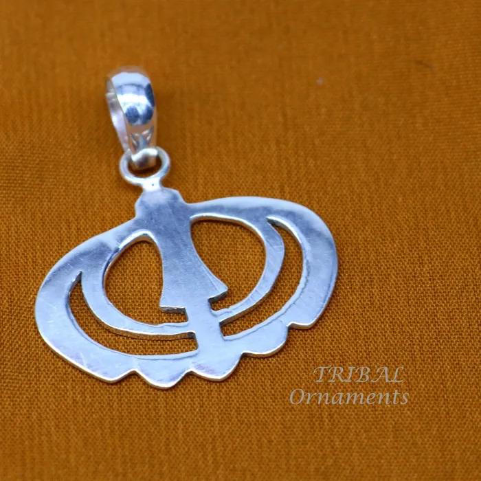 TRIBAL ORNAMENTS Necklaces 925 sterling silver handmade design holy khalsa Waheguru pendant sikha Sardar symbol pendant best blessing pendant from india nsp511