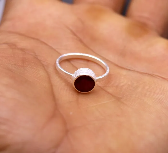 TRIBAL ORNAMENTS Rings Simulated ruby stone 925 silver ring band engagement anniversary gifting sr149