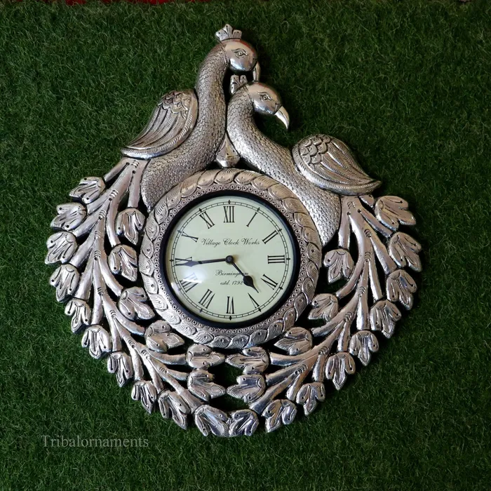 TRIBAL ORNAMENTS Rings Vintage antique design handmade 999 pure silver peacock design big Size wall clock wooden base pure silver watch Royal Jewel sf06 TRIBAL ORNAMENTS Rings Vintage antique design handmade 999 pure silver peacock design big Size wall clock wooden base pure silver watch Royal Jewel sf06