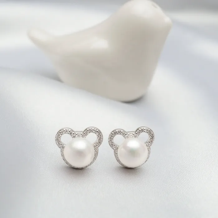 Wonderland Freshwater Pearl Earrings WE00075 Pearly Lustre Earrings